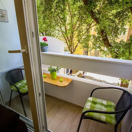 Charming Zora Apartamento Split